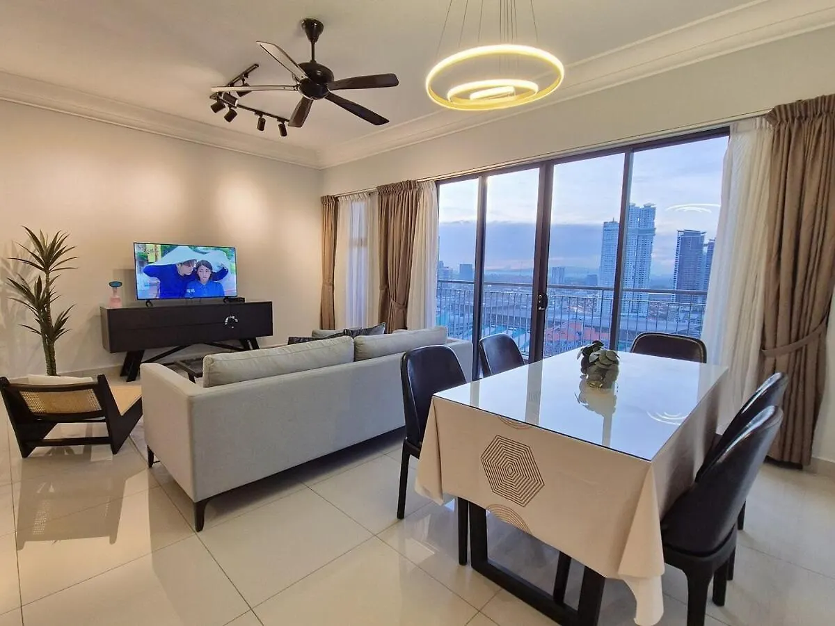 Short Walk To Custom & City Sqaure 3 Brs 8 Pax Johor Bahru 0*,