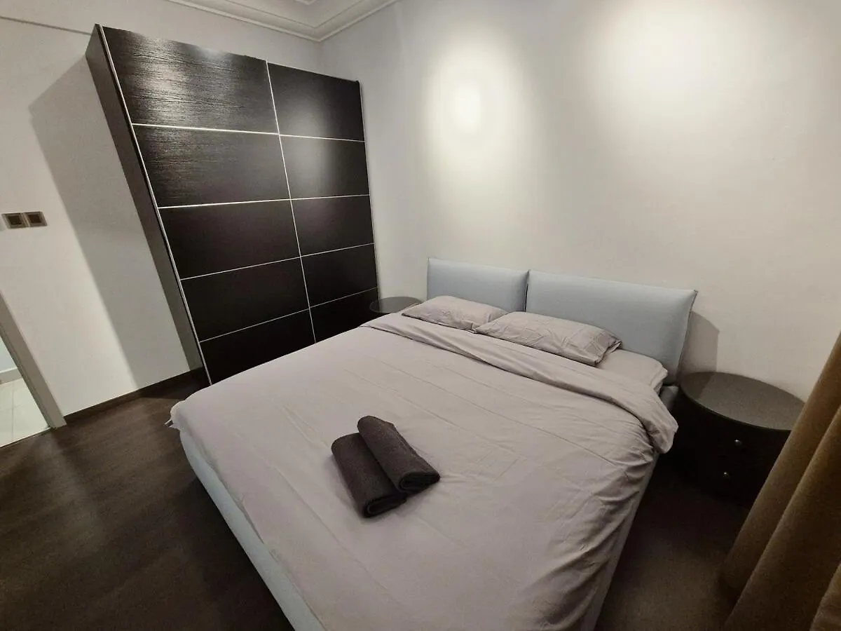 Short Walk To Custom & City Sqaure 3 Brs 8 Pax Johor Bahru 0*,  Malezja
