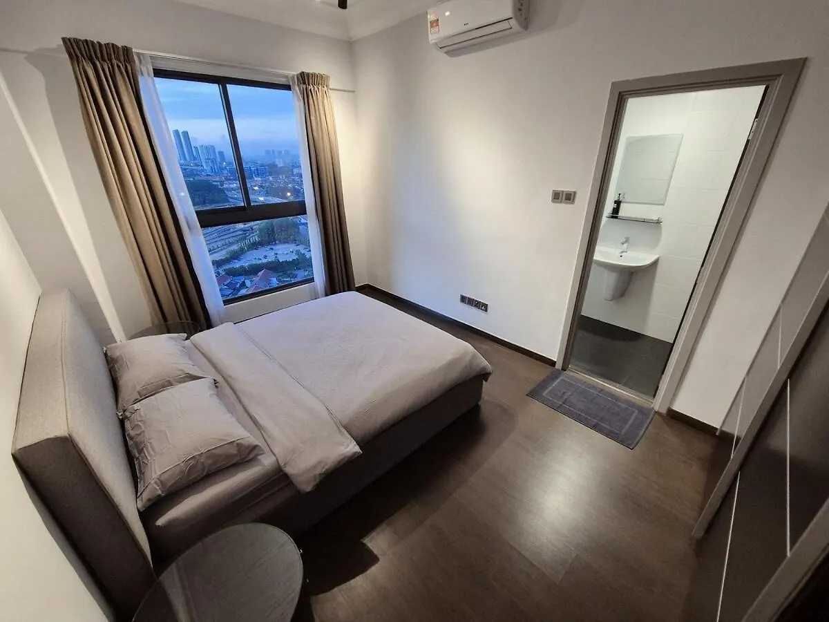 Apartament Short Walk To Custom & City Sqaure 3 Brs 8 Pax Johor Bahru