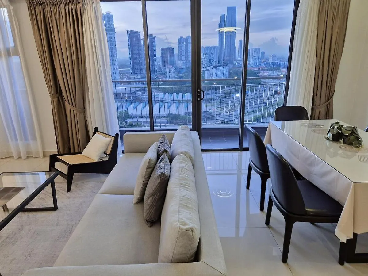 Apartament Short Walk To Custom & City Sqaure 3 Brs 8 Pax Johor Bahru